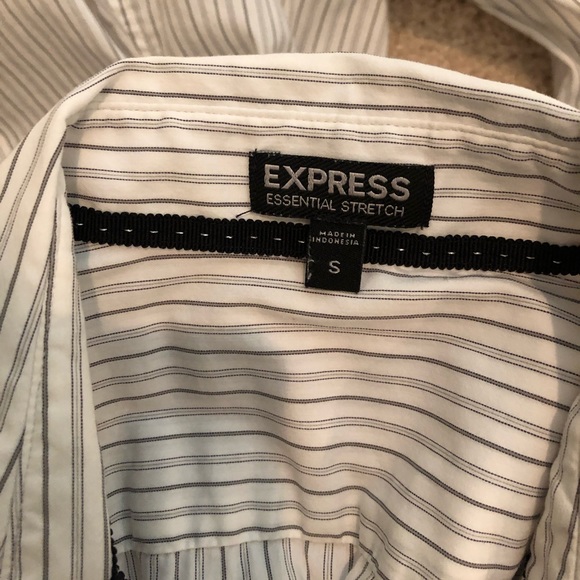 Express women’s button down shirt - Picture 3 of 3